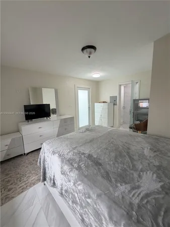 $1,400 | 5801 Northwest 113th Terrace, Unit 4, Hialeah, FL 33012