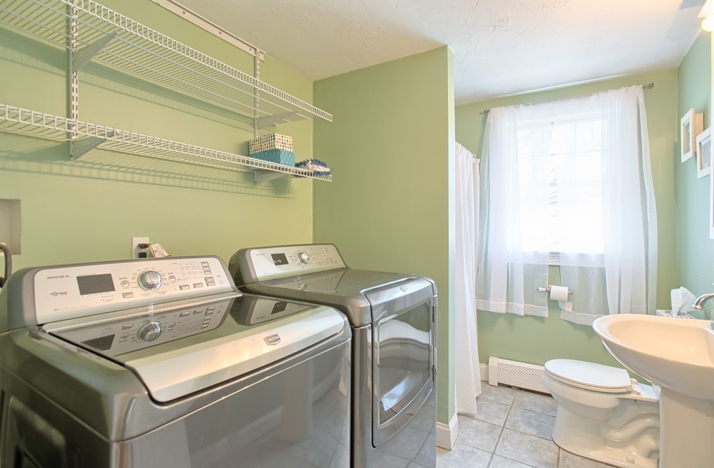 99 Crooked Spring Road Chelmsford, MA 01863 - Photo 8 of 21