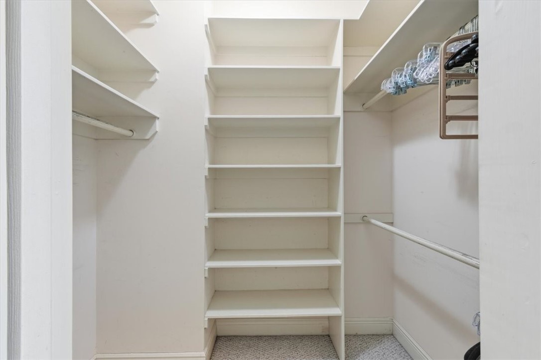 805 King's Grant St. Simons Island, GA 31522 - Photo 26 of 50 his is the SECOND primary closet!