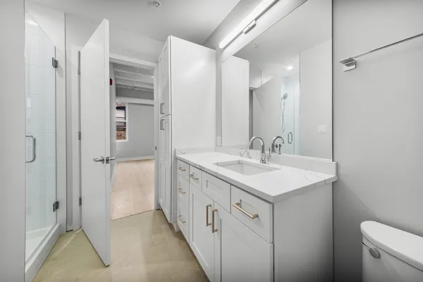 $3,295 | 4637 North Ashland Avenue, Unit 302, Chicago, IL 60640