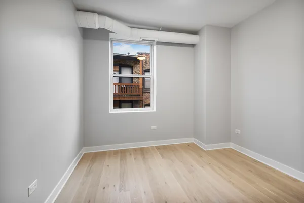 $3,295 | 4637 North Ashland Avenue, Unit 302, Chicago, IL 60640