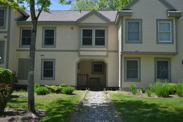$525,000 | 4 B Newfane Circle, Unit 4B, West Dover, VT 05356