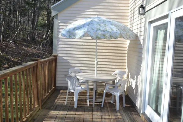 $525,000 | 4 B Newfane Circle, Unit 4B, West Dover, VT 05356