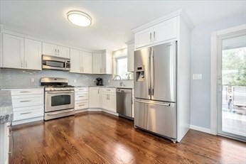 84 Valentine Road Northborough, MA 01532 - Photo 2 of 4