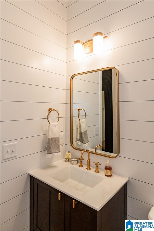 2004 Blackridge Road Birmingham, AL 35244 - Photo 19 of 50 Gallery Image 19