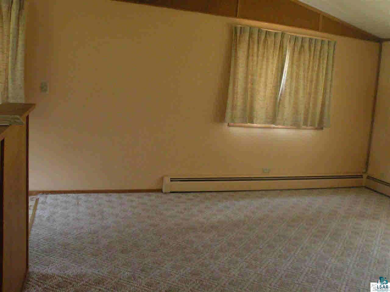 7202 County Road East South Range, WI 54874 - Photo 4 of 11