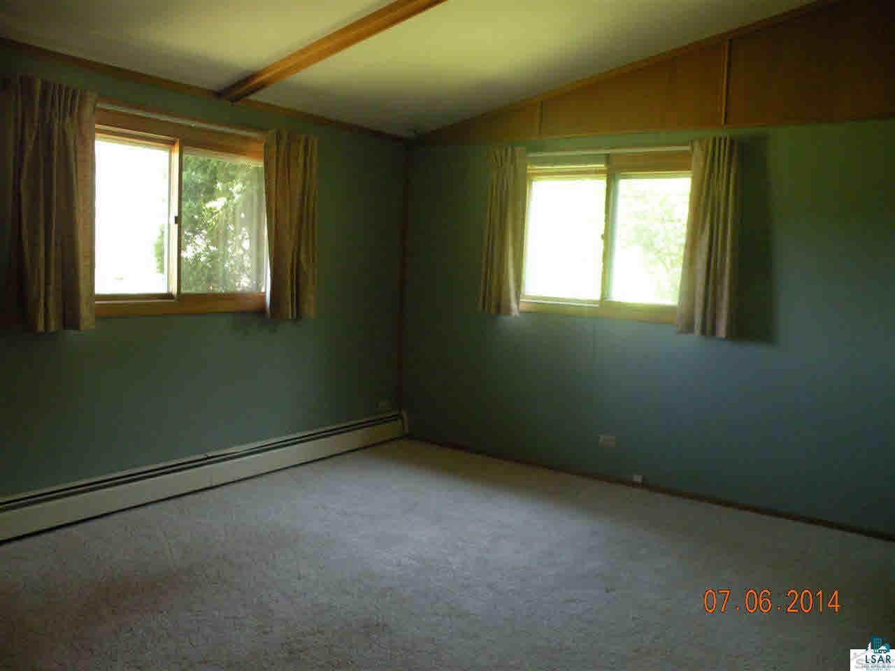 7202 County Road East South Range, WI 54874 - Photo 5 of 11