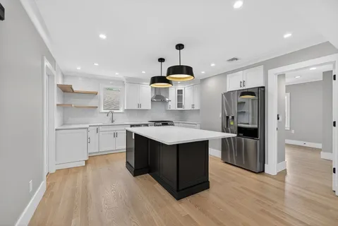 $2,700,000 | 29 Hanson Street, Somerville, MA 02143