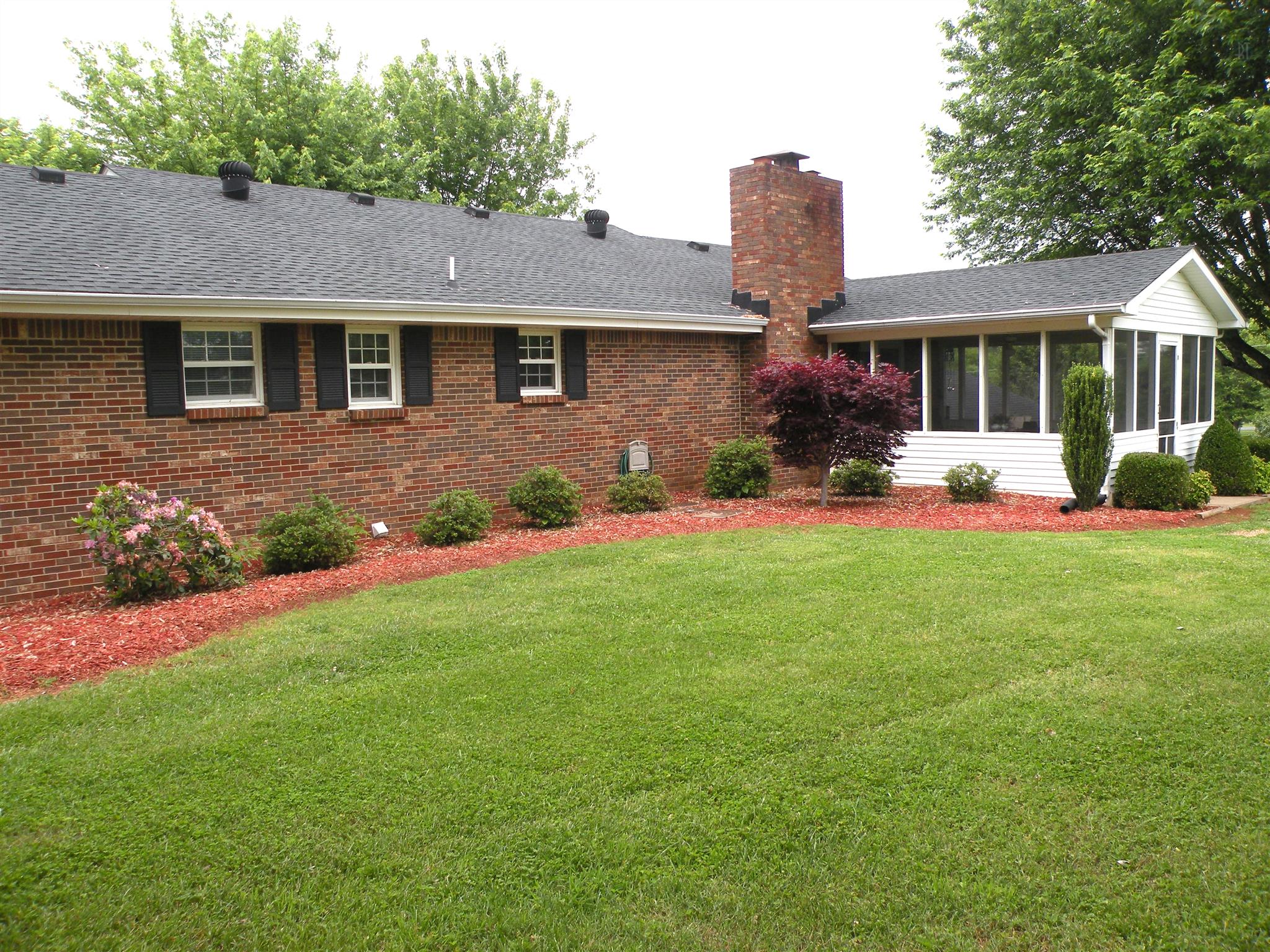 304 Haynes Road Portland, TN 37148 - Photo 21 of 21 a front view of house with yard and green space
