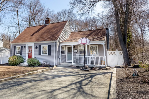 51 Shepard Road Braintree, MA 02184 - Photo 1 of 17 Gallery Image 1