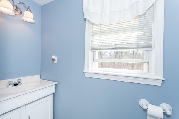 51 Shepard Road Braintree, MA 02184 - Photo 11 of 17 Gallery Image 11