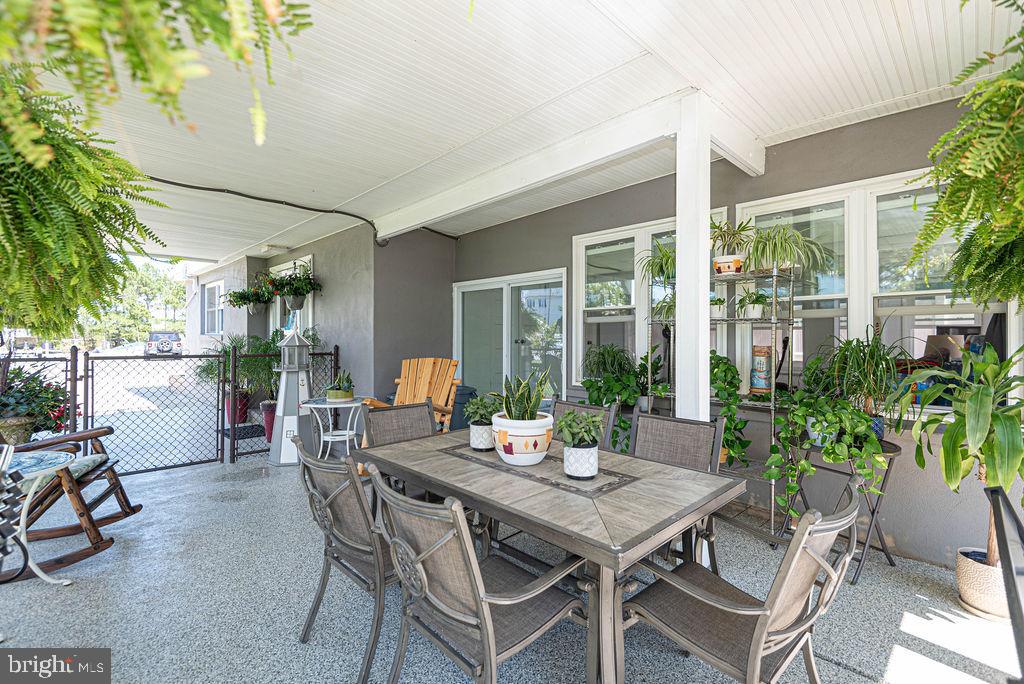 12318 Snug Harbor Road Berlin, MD 21811 - Photo 9 of 79