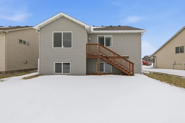 $299,900 | 1600 Nuthatch Avenue, Sartell, MN 56377