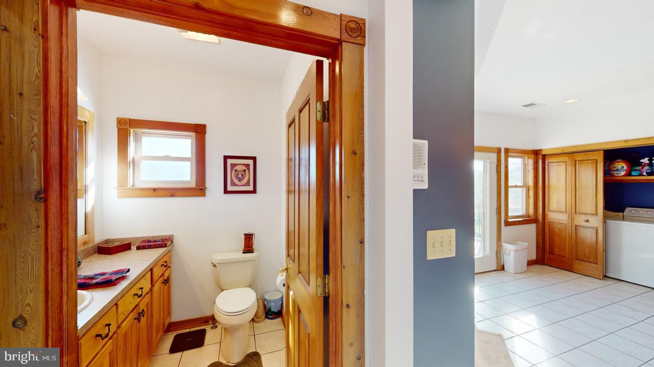 2810 Don McCauley Road Romney, WV 26757 - Photo 43 of 94 HIS master bath area