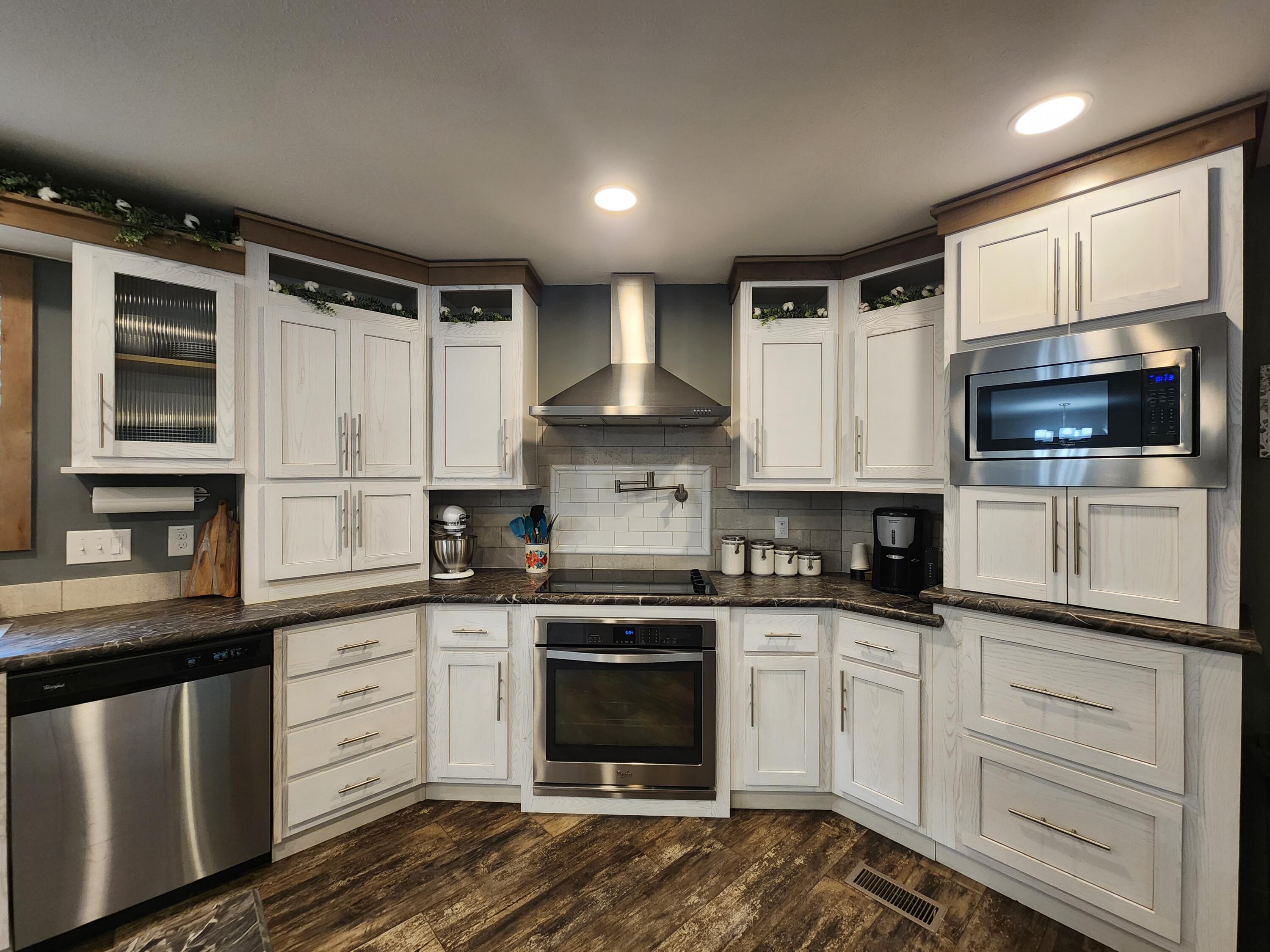 16549 Fast Road Laurelville, OH 43135 - Photo 9 of 40 Kitchen 2