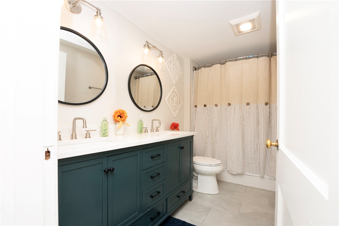 5 Leach Street Cumberland, RI 02864 - Photo 13 of 33