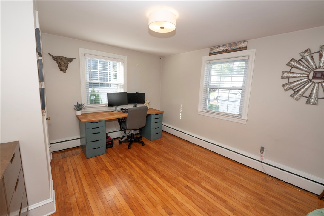 5 Leach Street Cumberland, RI 02864 - Photo 19 of 33