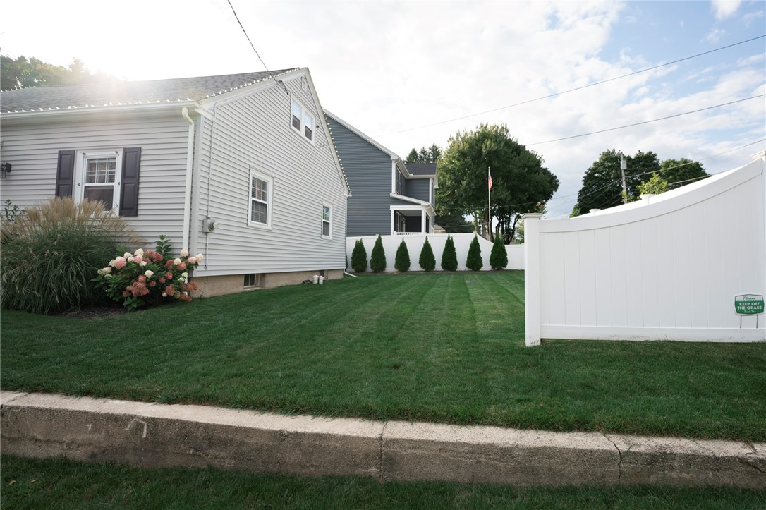 5 Leach Street Cumberland, RI 02864 - Photo 30 of 33