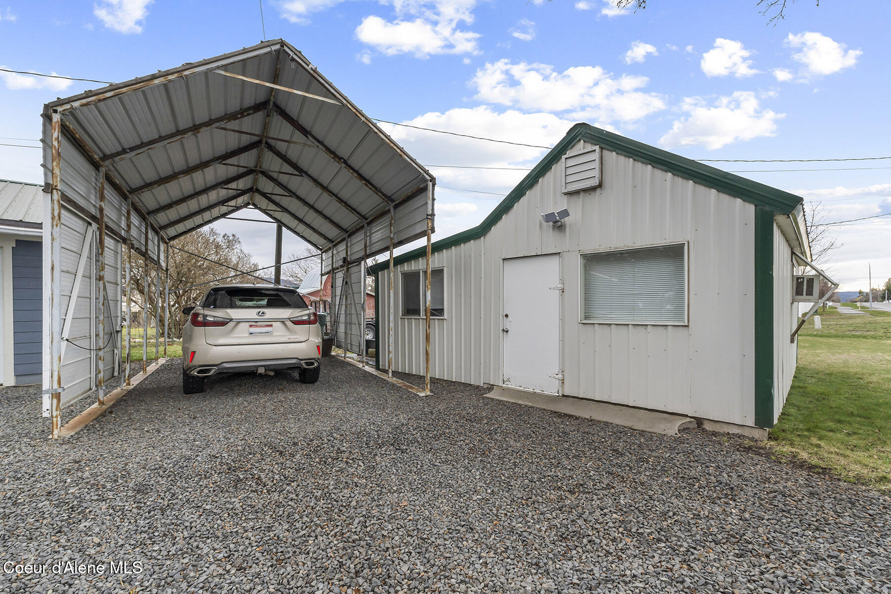 9490 North Atlas Road Hayden, ID 83835 - Photo 33 of 39 20'x20' Shop with Covered Parking