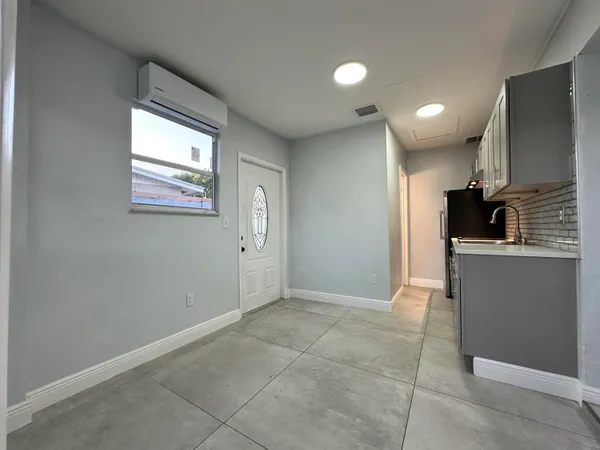 $1,650 | 6157 Westover Road, West Palm Beach, FL 33417