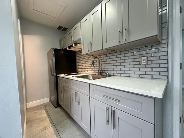 $1,650 | 6157 Westover Road, West Palm Beach, FL 33417