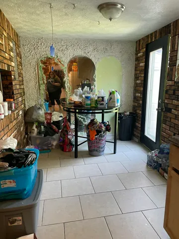 $75,000 | 3756 19th Street, Ecorse, MI 48229