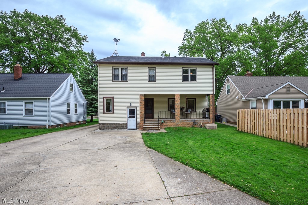 1700 Lyndhurst Road Lyndhurst, OH 44124 - Photo 32 of 35