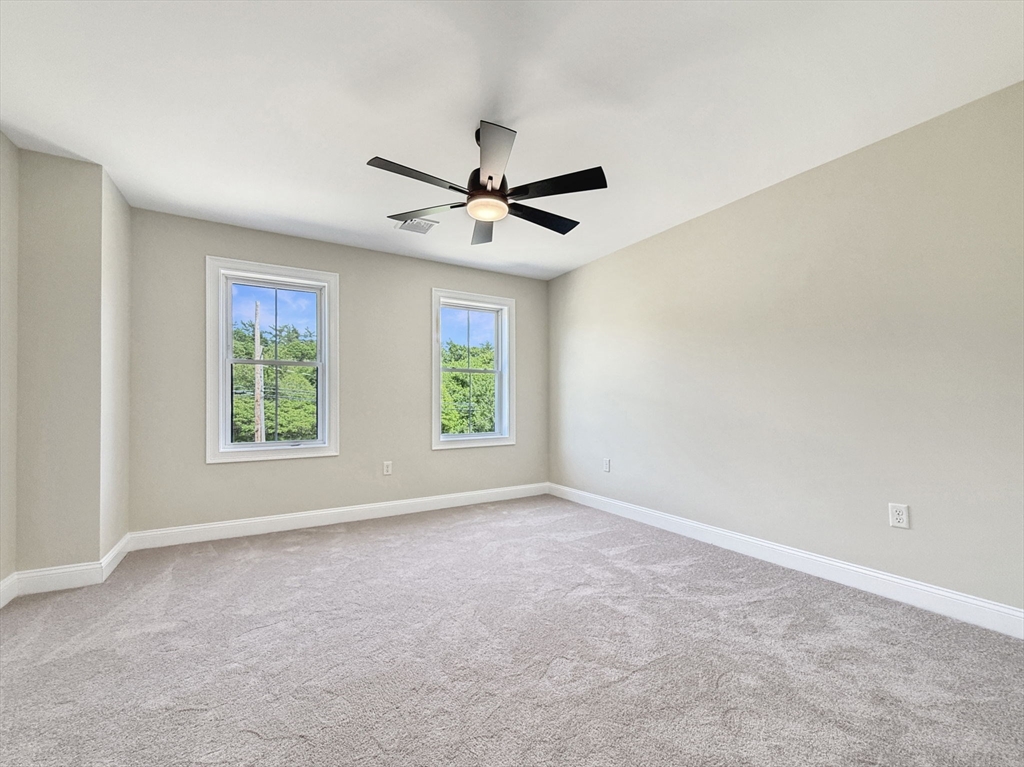 247 Braley Hill Road Rochester, MA 02770 - Photo 21 of 33