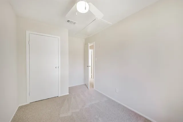 $255,000 | 406 McConn Court, Houston, TX 77598