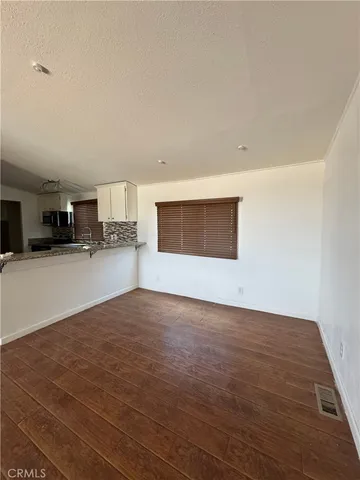 $1,495 | 14755 Calendula Street, Adelanto, CA 92301