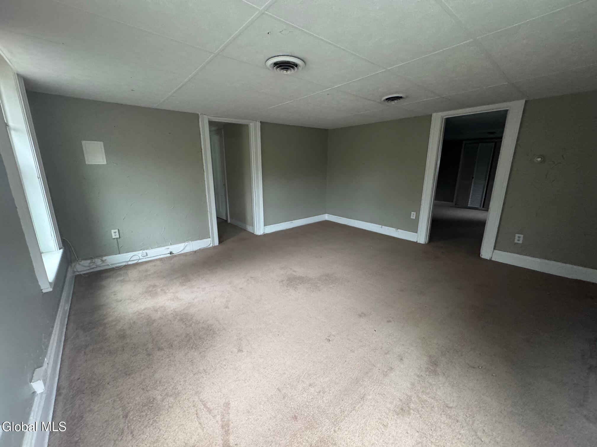 1519 New Scotland Road, Unit 2 RIGHT Bethlehem, NY 12159 - Photo 4 of 18 living room 2
