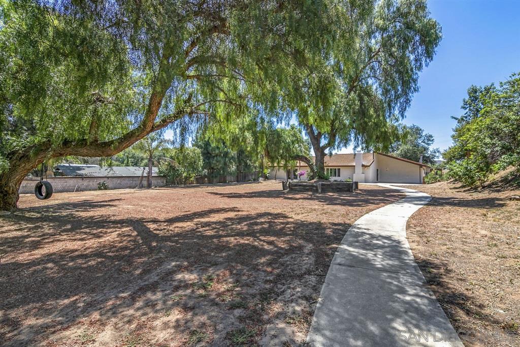 11108 Green Oaks Road Lakeside, CA 92040 - Photo 20 of 25 Gallery Image 20