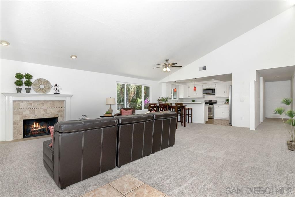 11108 Green Oaks Road Lakeside, CA 92040 - Photo 4 of 25 Gallery Image 4