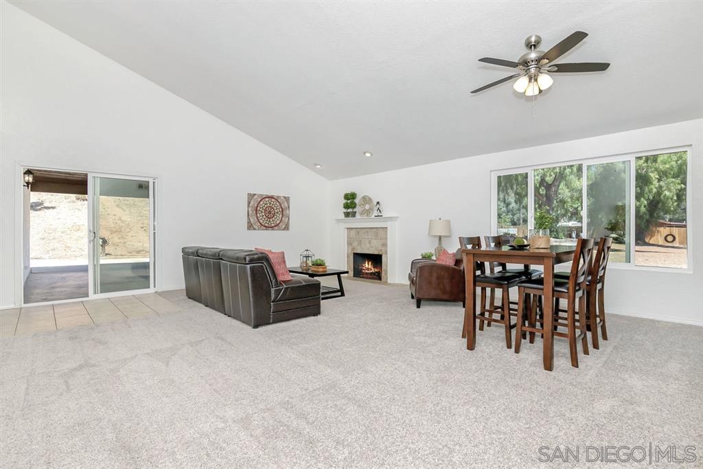 11108 Green Oaks Road Lakeside, CA 92040 - Photo 5 of 25 Gallery Image 5