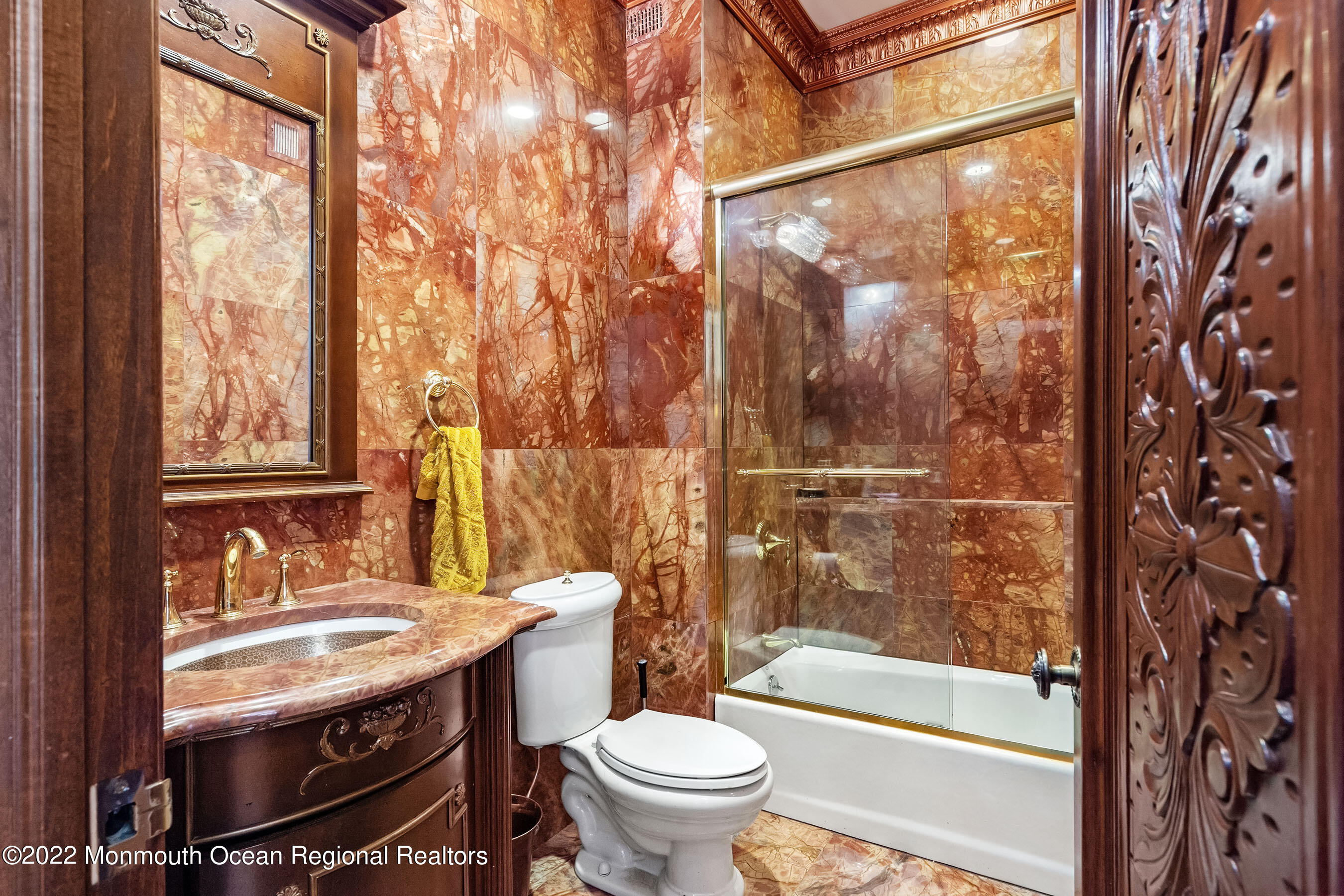 101 School Road Marlboro, NJ 07746 - Photo 67 of 80 043-043-Lav2.