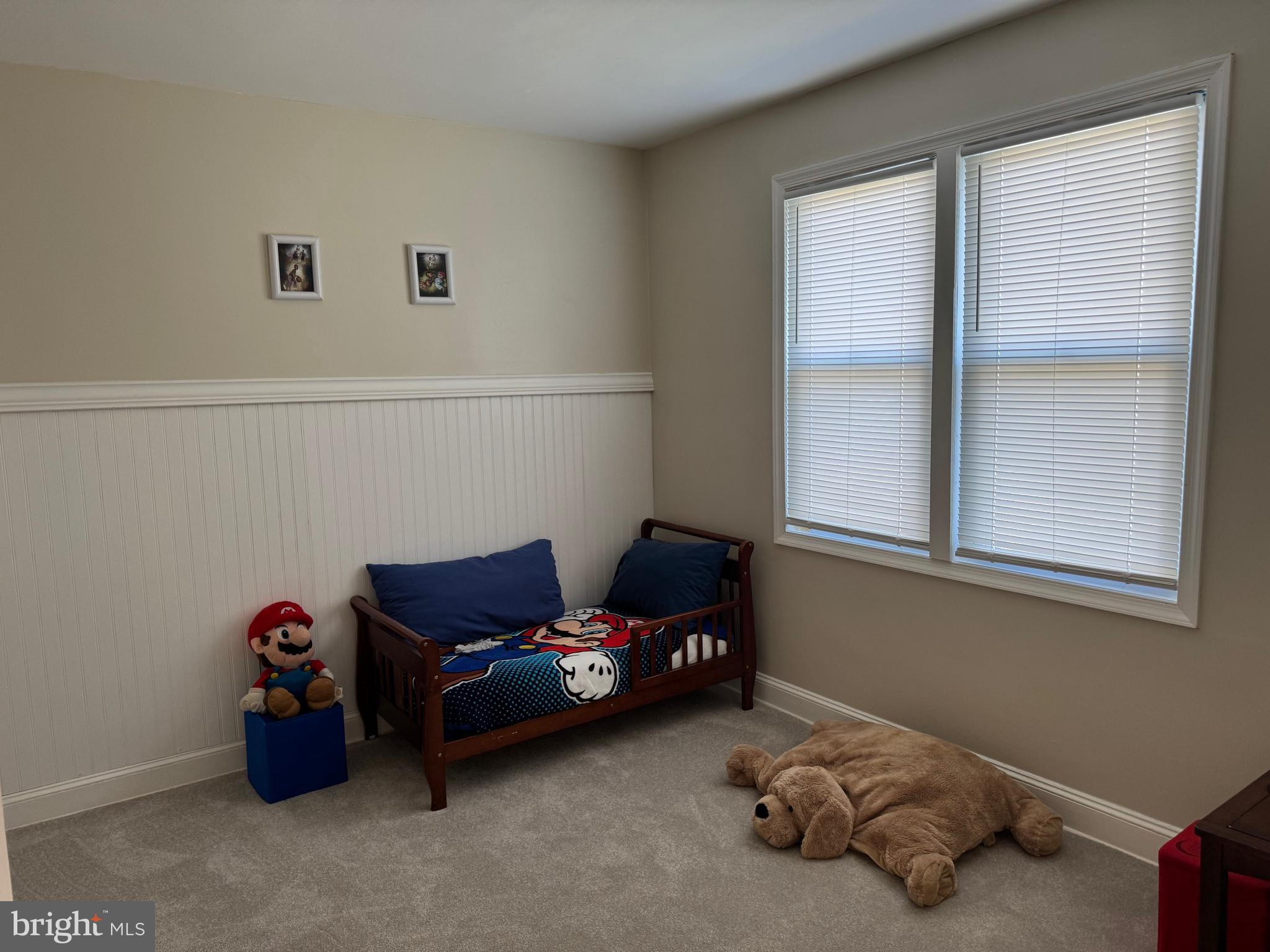 3605 Enterprise Road Bowie, MD 20721 - Photo 21 of 23 a living room with furniture