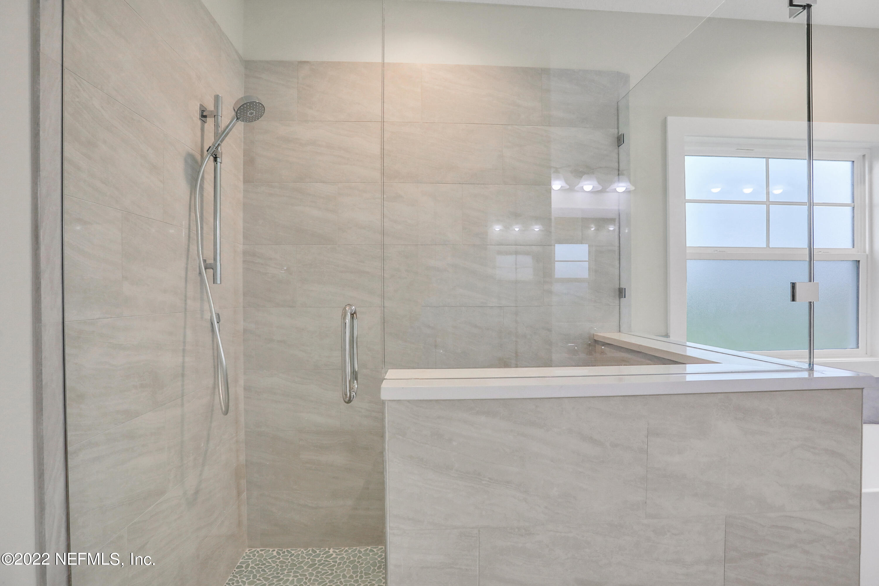 121 5th Street St. Augustine, FL 32080 - Photo 16 of 28 Owners Shower