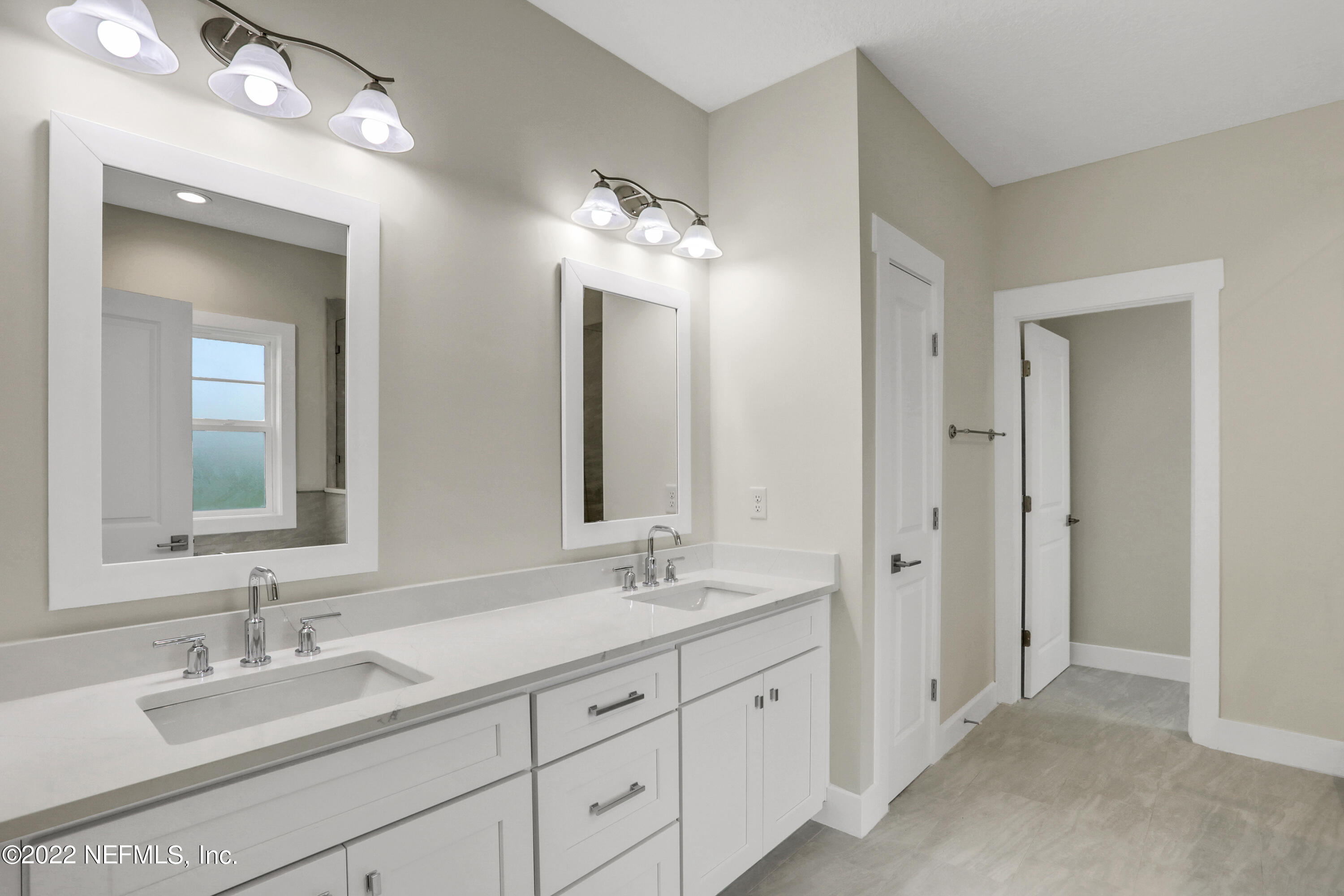 121 5th Street St. Augustine, FL 32080 - Photo 17 of 28 Owners ensuite