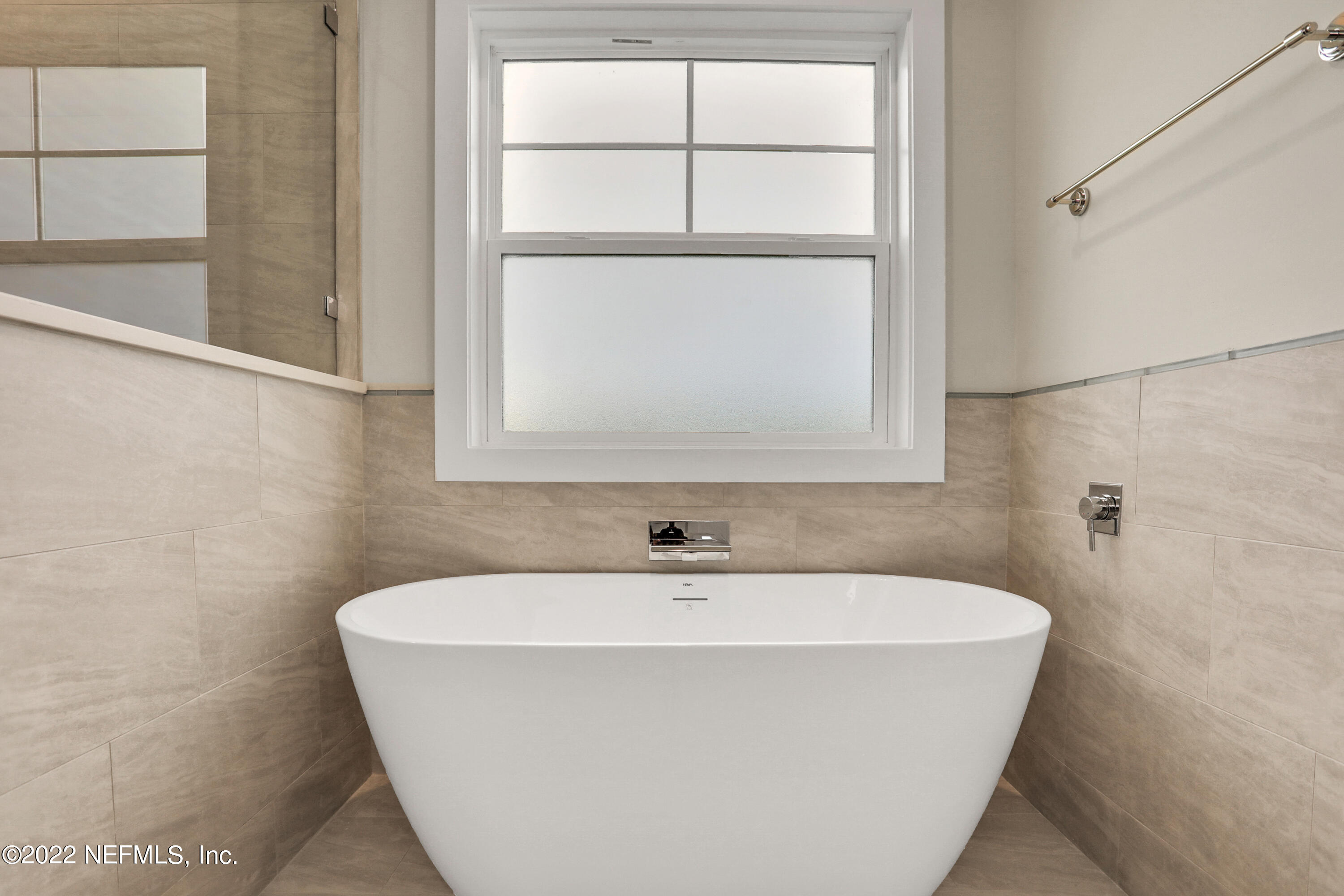 121 5th Street St. Augustine, FL 32080 - Photo 18 of 28 Owners Bath