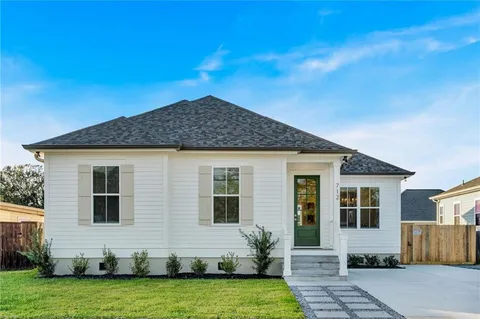 $429,000 | 712 Lynnette Drive, Metairie, LA 70003