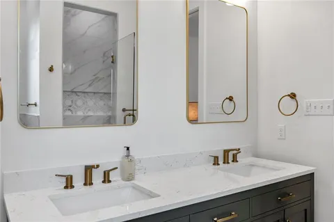 $429,000 | 712 Lynnette Drive, Metairie, LA 70003