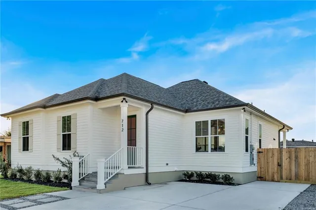 $429,000 | 712 Lynnette Drive, Metairie, LA 70003