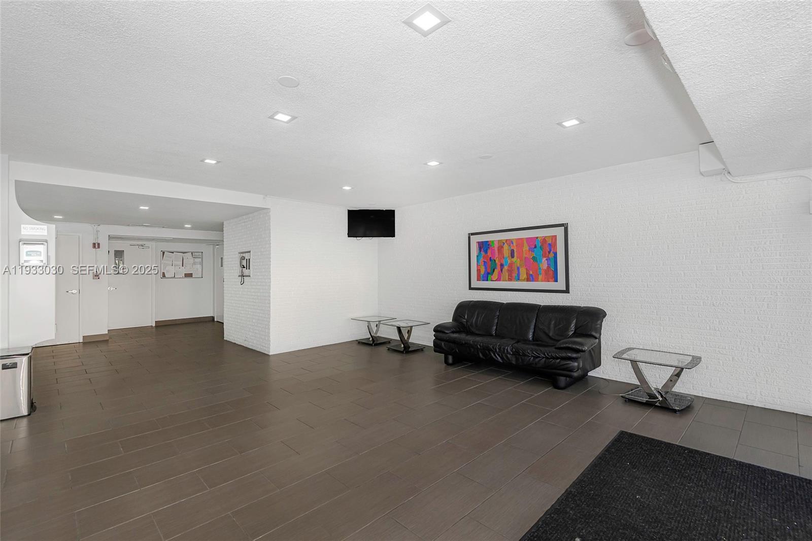 16800 Northeast 15th Avenue, Unit 115 Miami, FL 33162 - Photo 17 of 17