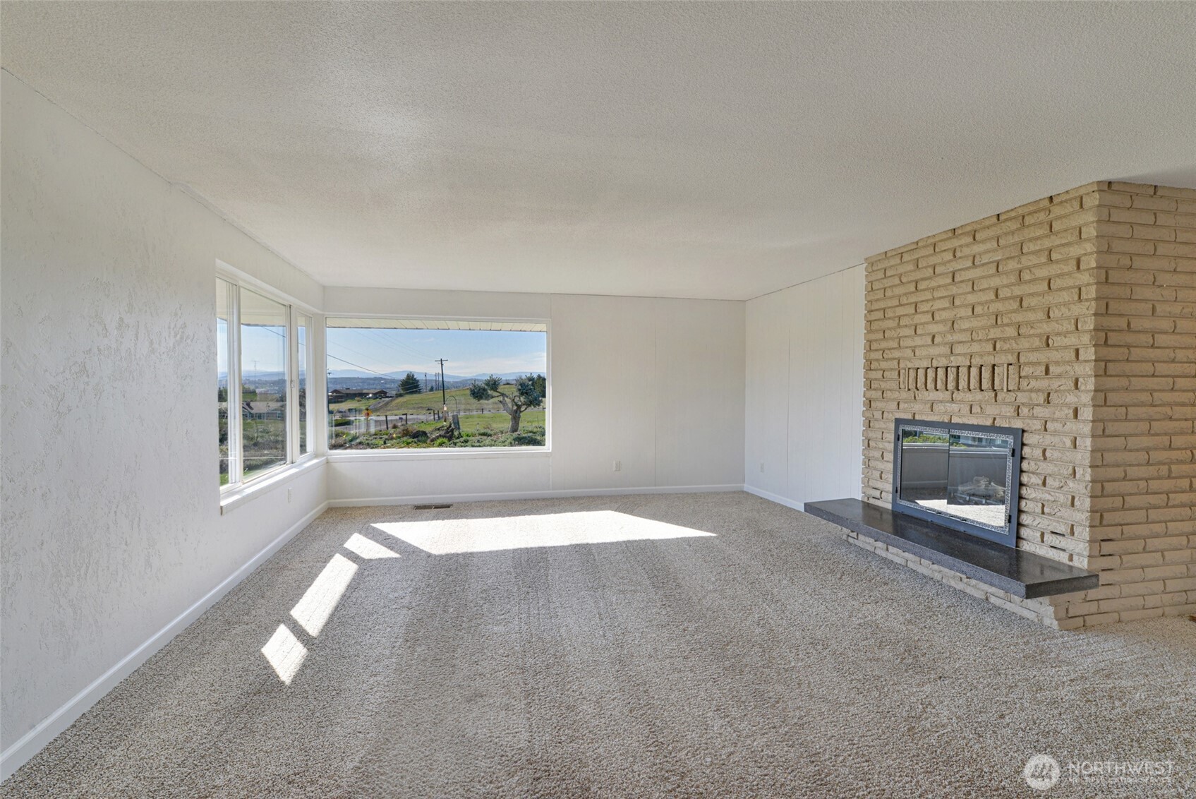 91 Wilson Road Yakima, WA 98901 - Photo 5 of 37 Gallery Image 5