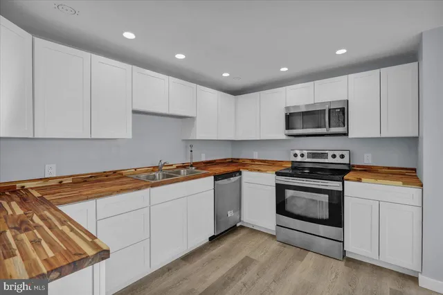 $2,000 | 21 Seyfert Drive, Birdsboro, PA 19508