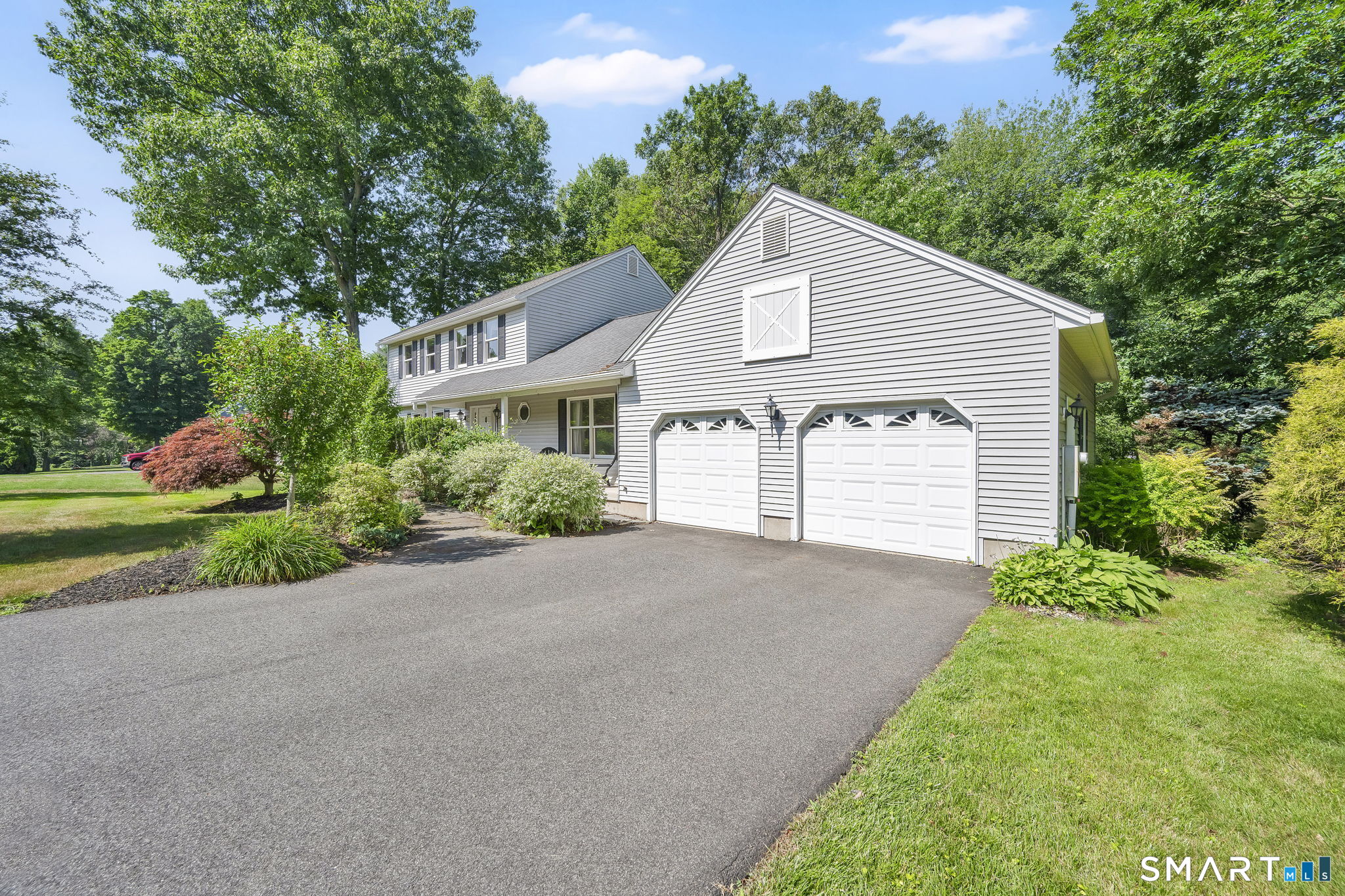 23 A Country Way Wallingford, CT 06492 - Photo 1 of 36