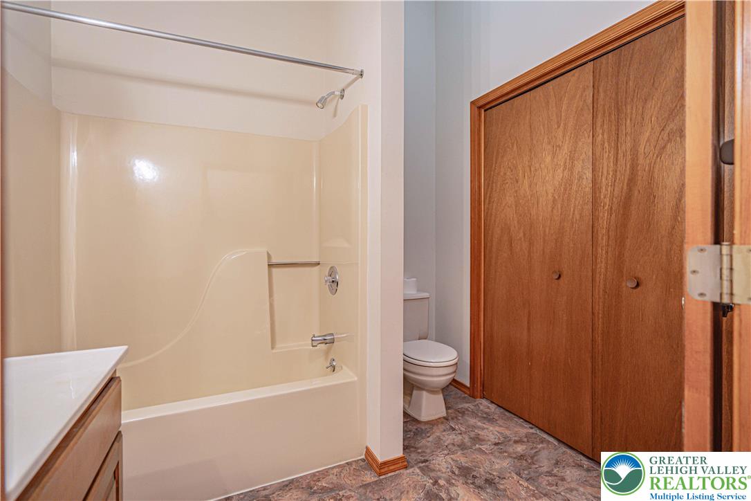 53 Panther Run Road Jim Thorpe, PA 18229 - Photo 36 of 53 a bathroom with a toilet a sink and bathtub