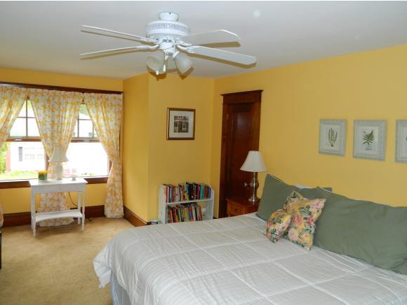 114 Underclyffe Road St. Johnsbury, VT 05819 - Photo 17 of 24