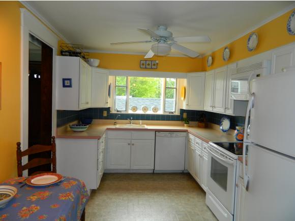 114 Underclyffe Road St. Johnsbury, VT 05819 - Photo 6 of 24