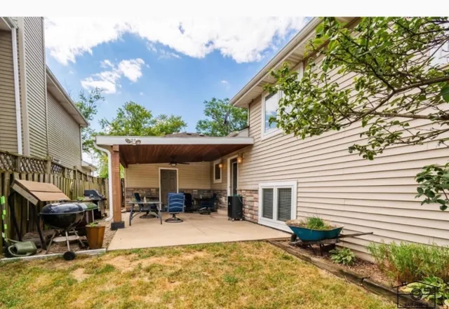 $335,000 | 3617 Peoria Street, Steger, IL 60475